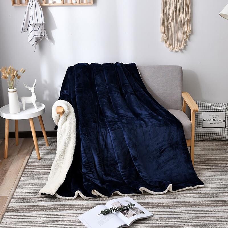 Reversible Sherpa Throw Blanket - Flannel and Fluffy Fleece