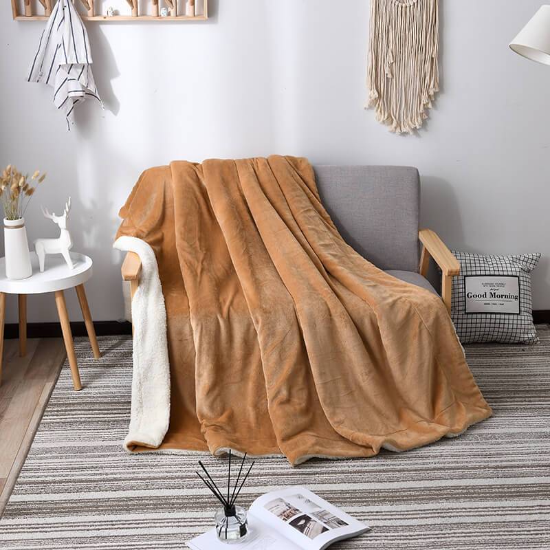 Reversible Sherpa Throw Blanket - Flannel and Fluffy Fleece