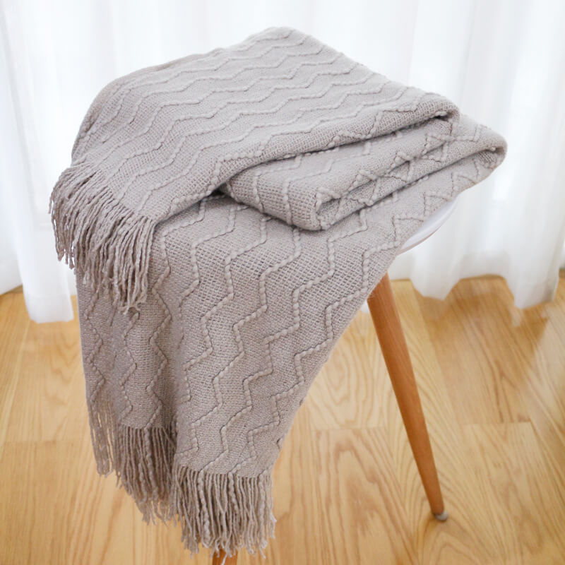 Knitted Sofa Throw Blanket - Geometric Design with Tassels