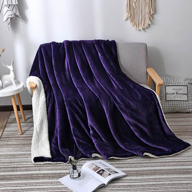 Reversible Sherpa Throw Blanket - Flannel and Fluffy Fleece