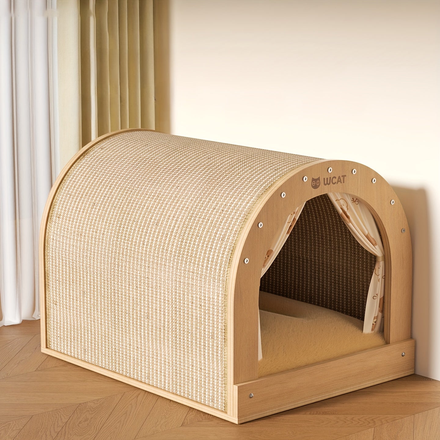 Curved Cat Bed with Integrated Sisal Scratching Board