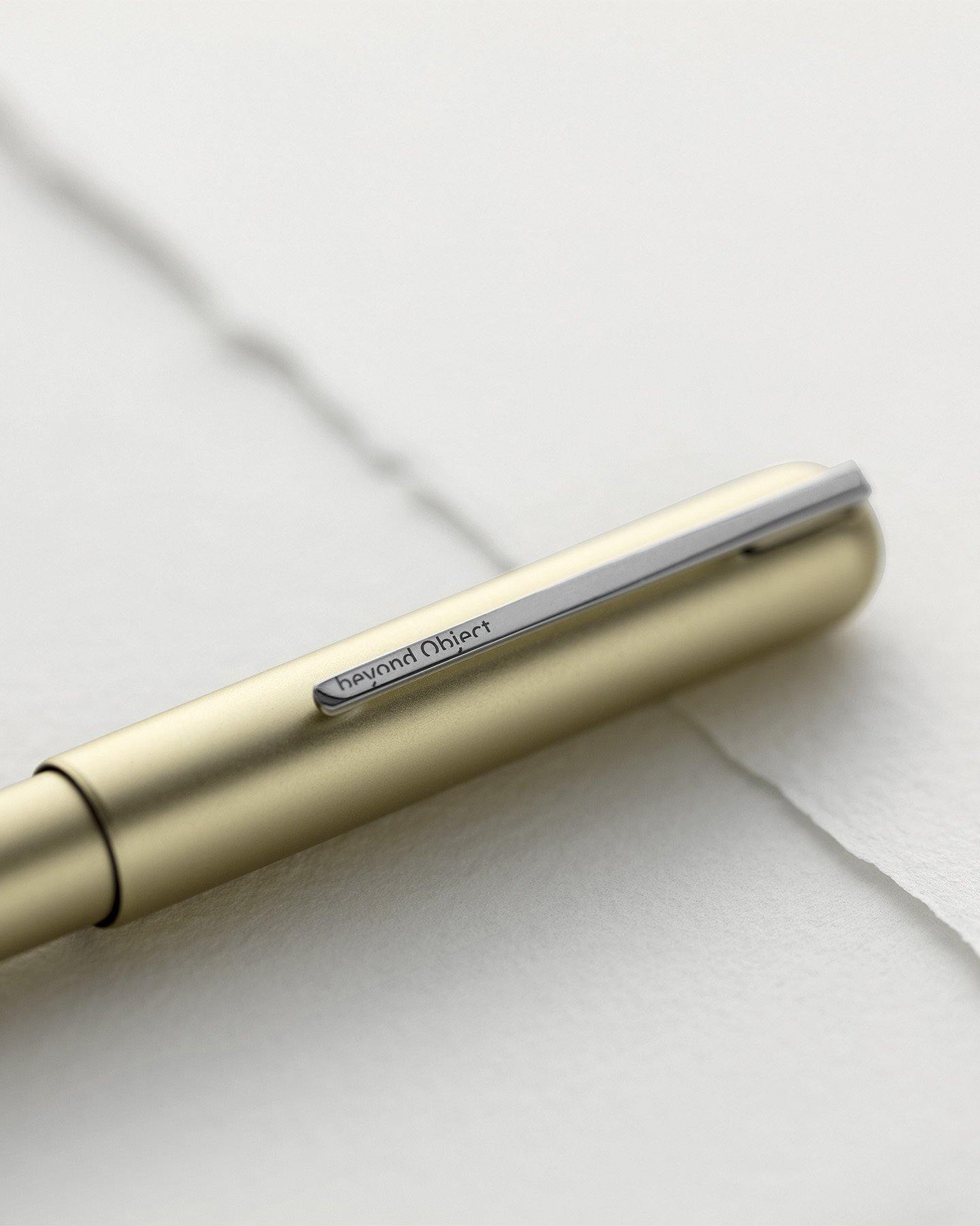 Dual-Purpose Fineliner and Stylus Pen for Everyday Use