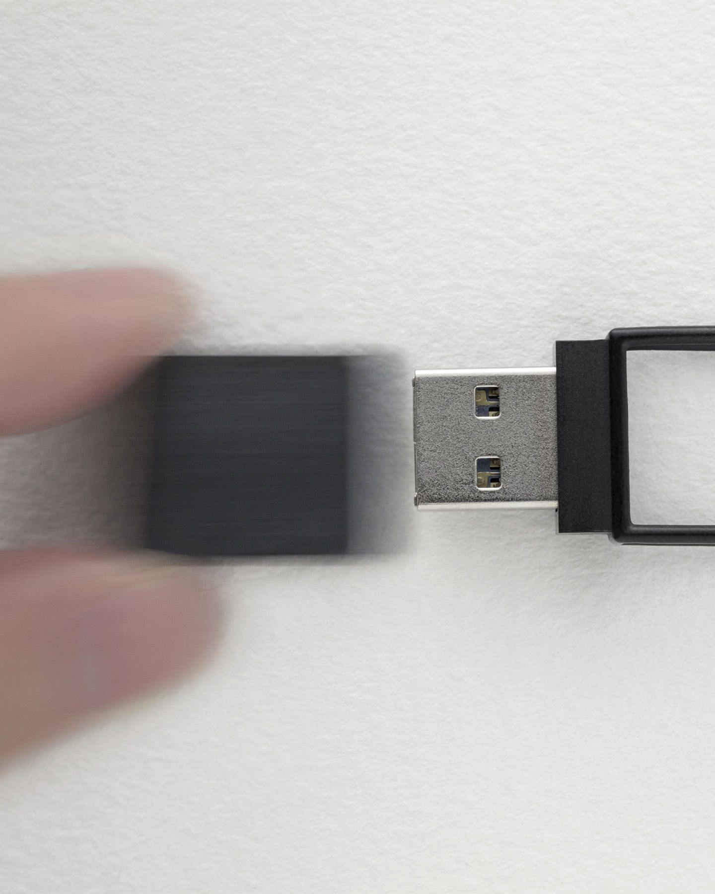 EMPTY MEMORY STRUCTURE Pen Drive for Everyday Practical Use