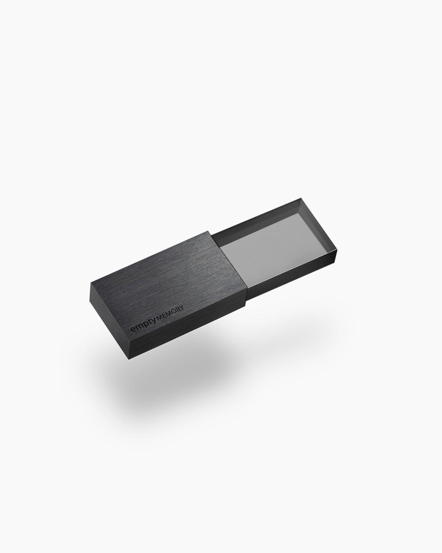 EMPTY MEMORY TRANSPARENCY Pen Drive for Everyday Practical Use