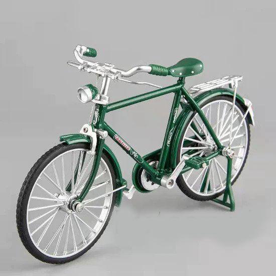 Retro Bicycle Model - Alloy and Plastic